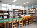 지례초등학교 도서관 열람실 썸네일 이미지